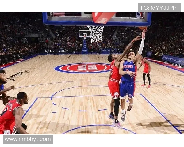 底特律活塞与芝加哥公牛复兴：坎宁安率队登顶东部，德罗赞传承乔丹法则对决新篇章